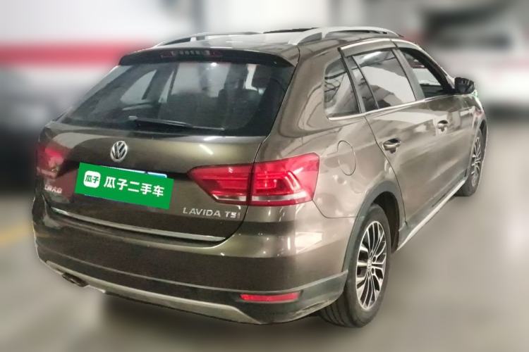 Used Volkswagen Cross Lavida 2014 1.4TSI DSG Rear Right 45 Deg