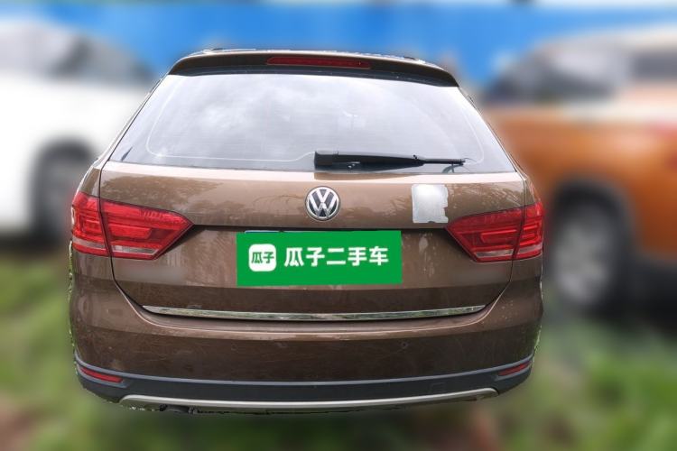 Used Volkswagen Cross Lavida 2014 1.6L Automatic Rear