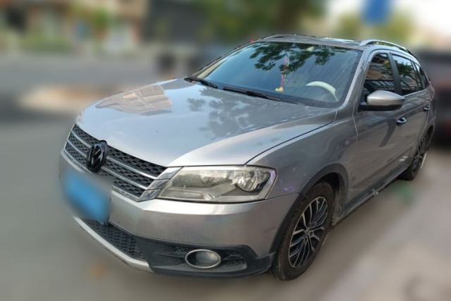 Used Volkswagen Cross Lavida 2014 1.4TSI DSG
