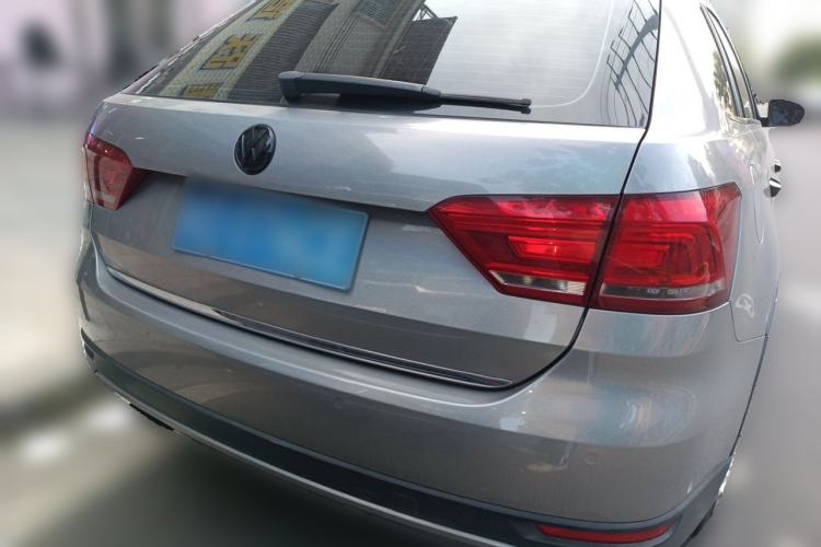Used Volkswagen Cross Lavida 2014 1.4TSI DSG Rear