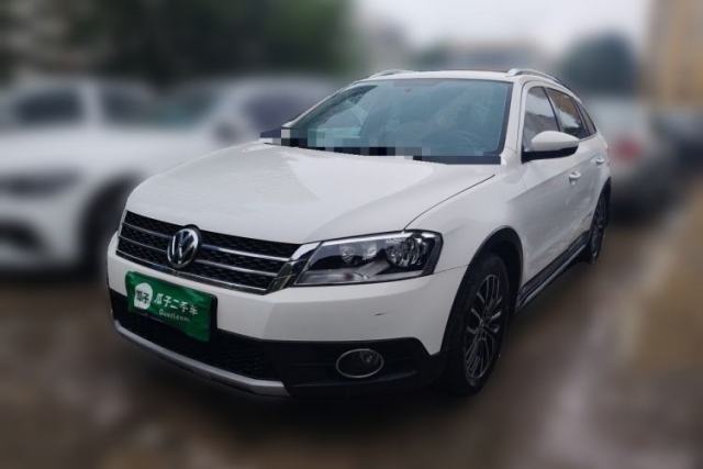 Used Volkswagen Cross Lavida 2014 1.6L Automatic