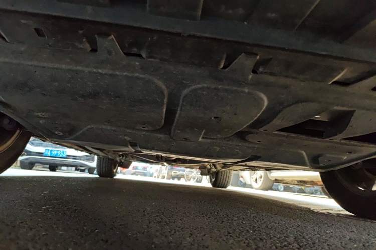 Used Volkswagen Cross Lavida 2014 1.4TSI DSG Chassis Front
