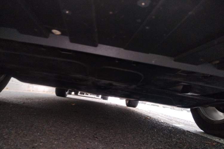 Used Volkswagen Cross Lavida 2014 1.6L Automatic Chassis Front