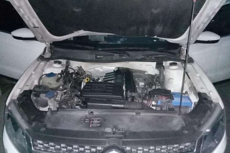 Used Volkswagen Cross Lavida 2014 1.4TSI DSG Engine Bay