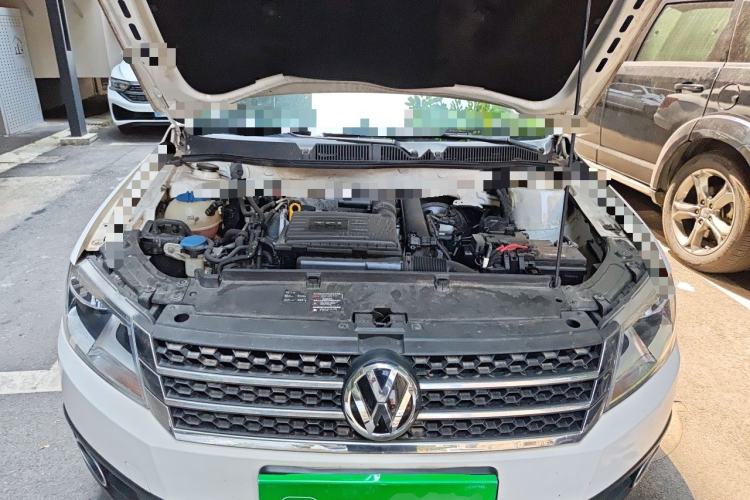 Used Volkswagen Cross Lavida 2014 1.4TSI DSG Engine Bay