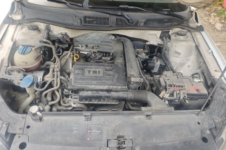 Used Volkswagen Cross Lavida 2014 1.4TSI DSG Engine Bay