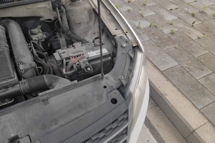 Used Volkswagen Cross Lavida 2014 1.4TSI DSG Engine Bay Left