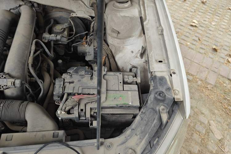 Used Volkswagen Cross Lavida 2014 1.4TSI DSG Engine Bay Left