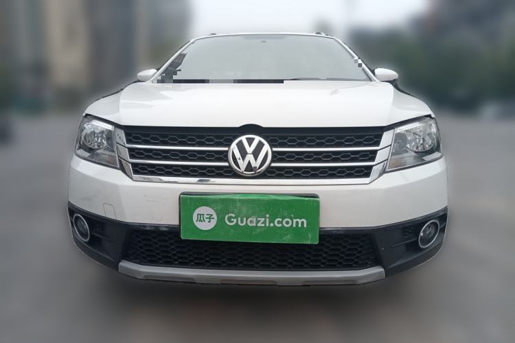 Used Volkswagen Cross Lavida 2014 1.4TSI DSG Exterior 1