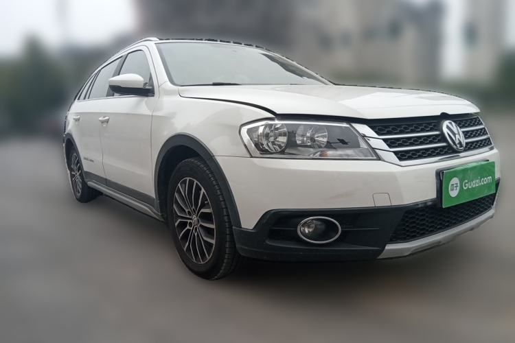 Used Volkswagen Cross Lavida 2014 1.4TSI DSG Exterior 2