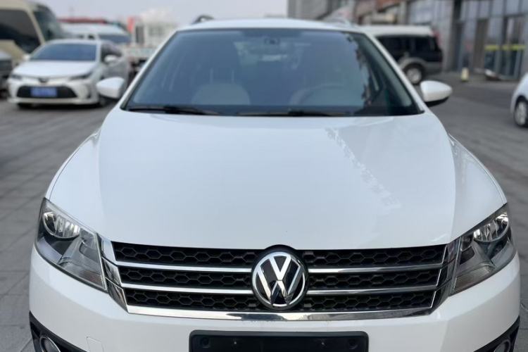 Used Volkswagen Cross Lavida 2014 1.4TSI DSG Exterior 5