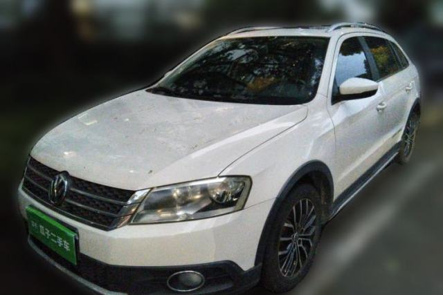 Used Volkswagen Cross Lavida 2014 1.6L Automatic