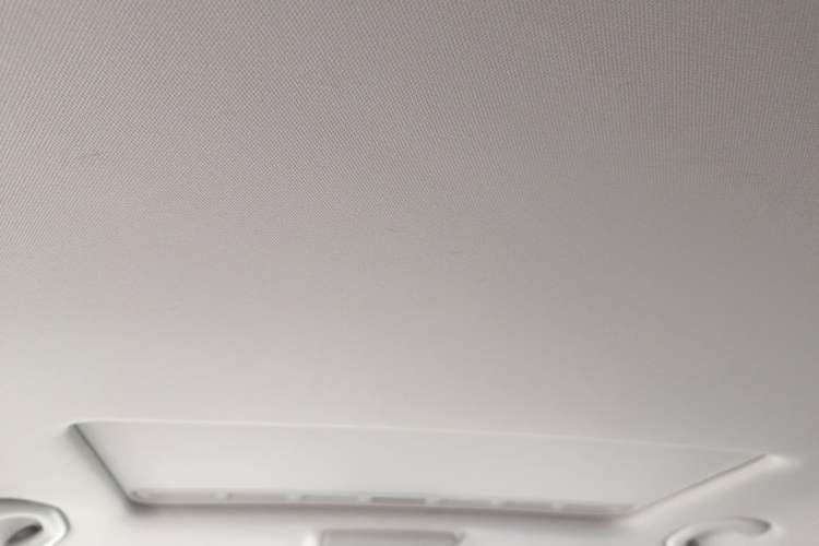 Used Volkswagen Cross Lavida 2014 1.4TSI DSG Headliner