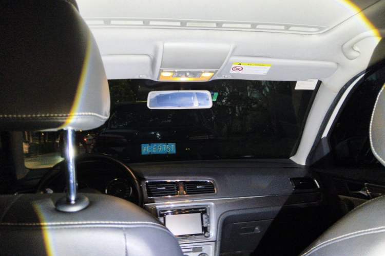 Used Volkswagen Cross Lavida 2014 1.6L Automatic Headliner