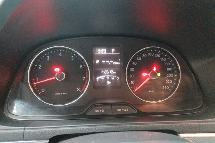 Used Volkswagen Cross Lavida 2014 1.4TSI DSG Instrument Cluster