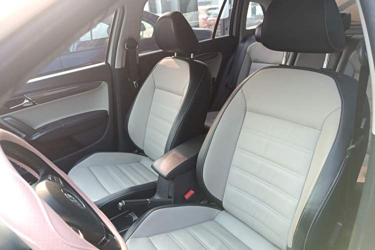 Used Volkswagen Cross Lavida 2014 1.4TSI DSG Left Front Seat
