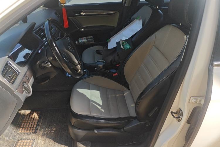 Used Volkswagen Cross Lavida 2014 1.4TSI DSG Left Front Seat