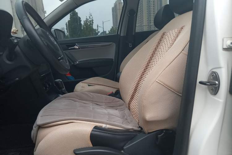 Used Volkswagen Cross Lavida 2014 1.4TSI DSG Left Front Seat
