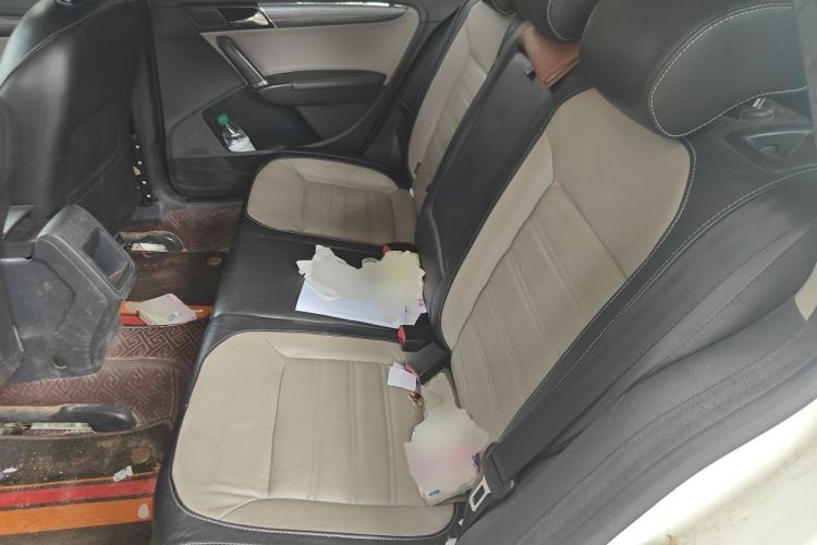 Used Volkswagen Cross Lavida 2014 1.4TSI DSG Left Rear Seat