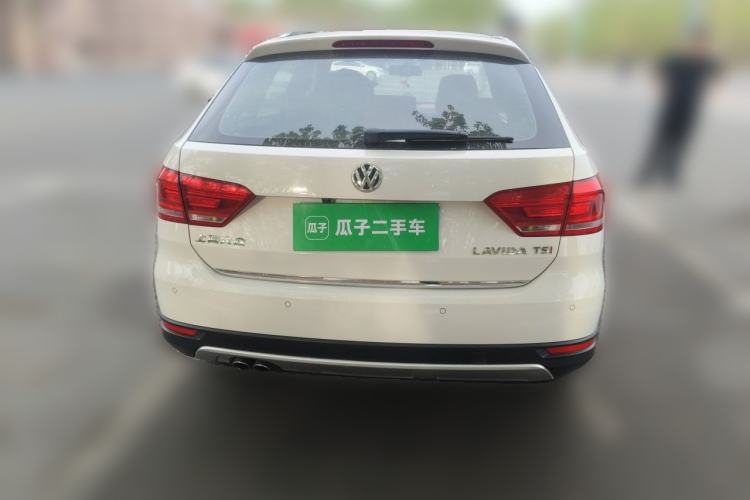Used Volkswagen Cross Lavida 2014 1.4TSI DSG Rear