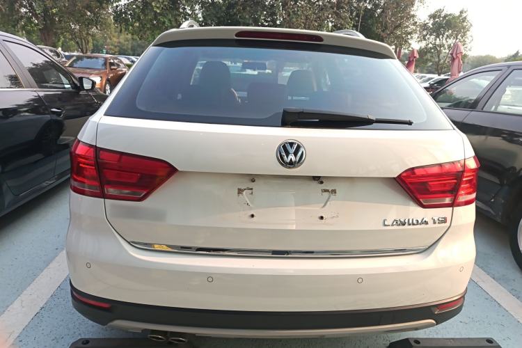 Used Volkswagen Cross Lavida 2014 1.4TSI DSG Rear