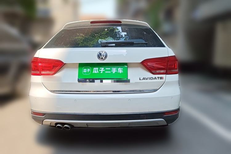 Used Volkswagen Cross Lavida 2014 1.4TSI DSG Rear