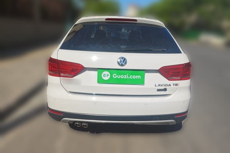 Used Volkswagen Cross Lavida 2014 1.4TSI DSG Rear