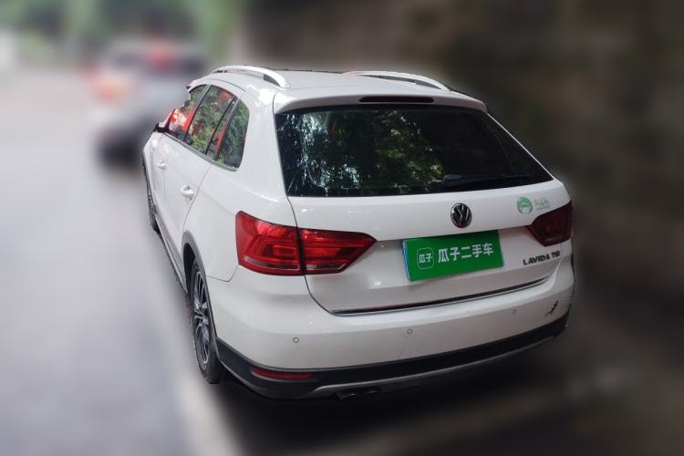 Used Volkswagen Cross Lavida 2014 1.4TSI DSG Rear Left 45 Deg