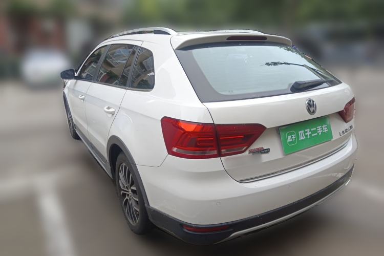 Used Volkswagen Cross Lavida 2014 1.4TSI DSG Rear Left 45 Deg