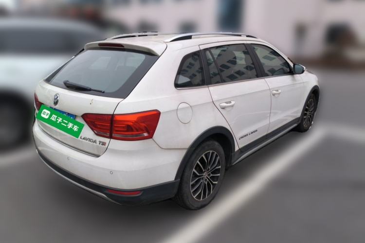 Used Volkswagen Cross Lavida 2014 1.4TSI DSG Rear Right 45 Deg