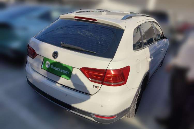 Used Volkswagen Cross Lavida 2014 1.4TSI DSG Rear Right 45 Deg