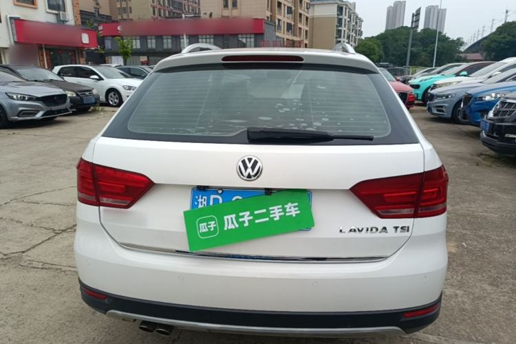 Used Volkswagen Cross Lavida 2014 1.4TSI DSG Rear