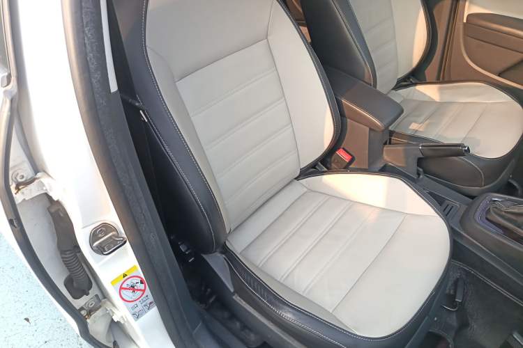 Used Volkswagen Cross Lavida 2014 1.4TSI DSG Right Front Seat