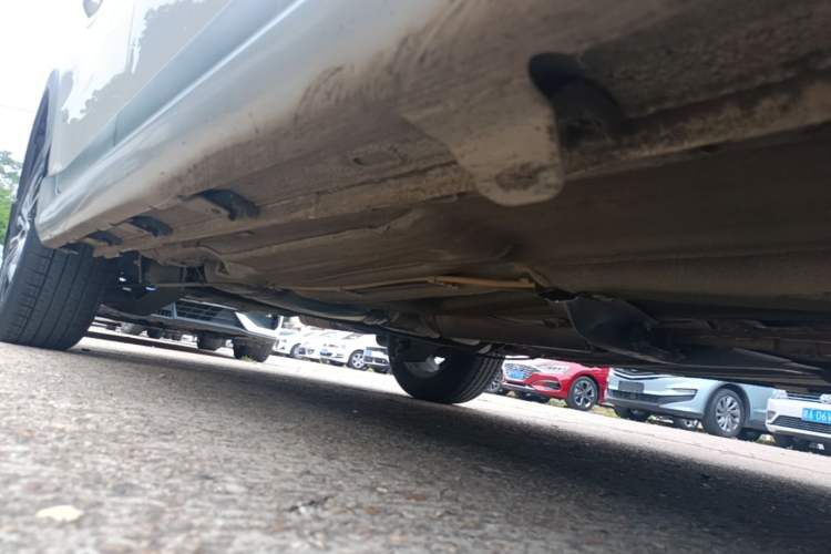 Used Volkswagen Cross Lavida 2014 1.4TSI DSG Right Side Sill