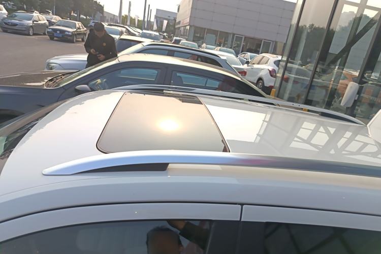 Used Volkswagen Cross Lavida 2014 1.4TSI DSG Roof