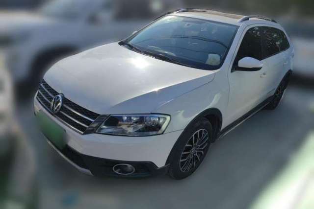 Used Volkswagen Cross Lavida 2014 1.4TSI DSG