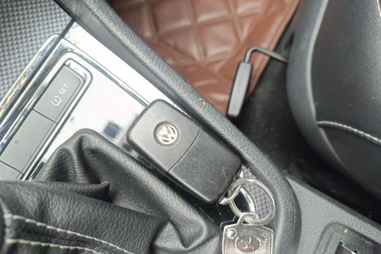Used Volkswagen Cross Lavida 2014 1.4TSI DSG Vehicle Key