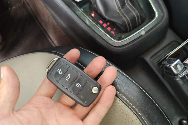 Used Volkswagen Cross Lavida 2014 1.4TSI DSG Vehicle Key
