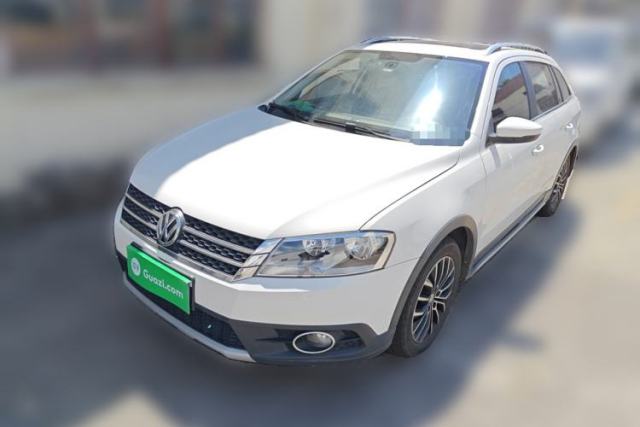 Used Volkswagen Cross Lavida 2014 1.6L Automatic