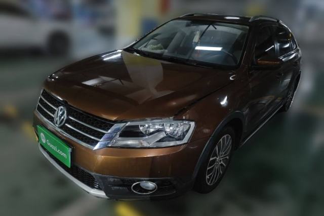 Used Volkswagen Cross Lavida 2014 1.6L Automatic
