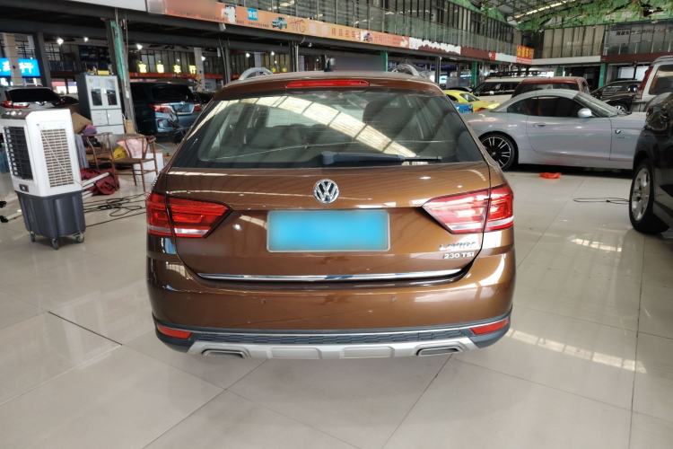Used Volkswagen Cross Lavida 2016 230TSI DSG Luxury Edition Exterior 1