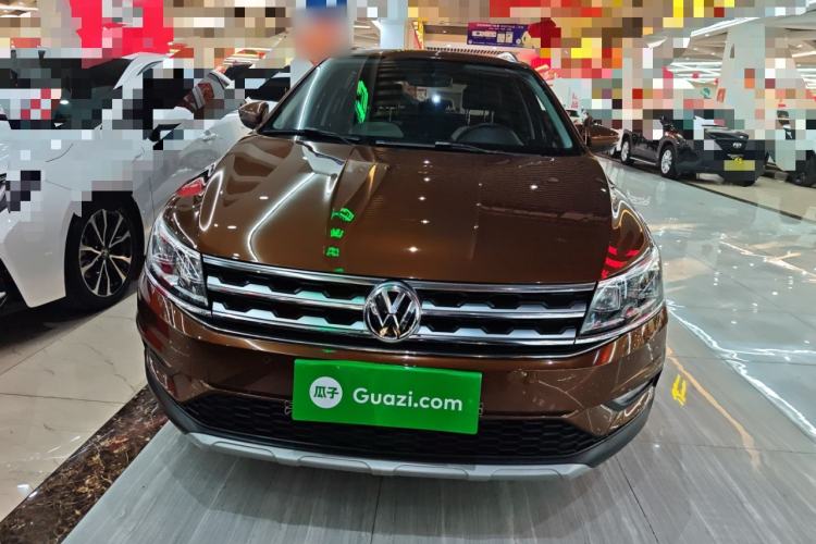 Used Volkswagen Cross Lavida 2016 230TSI DSG Luxury Edition Front