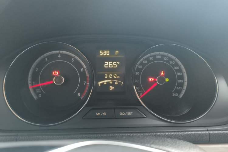 Used Volkswagen Cross Lavida 2016 230TSI DSG Luxury Edition Instrument Cluster