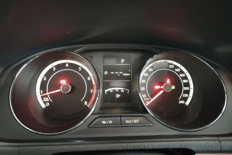 Used Volkswagen Cross Lavida 2016 230TSI DSG Luxury Edition Instrument Cluster