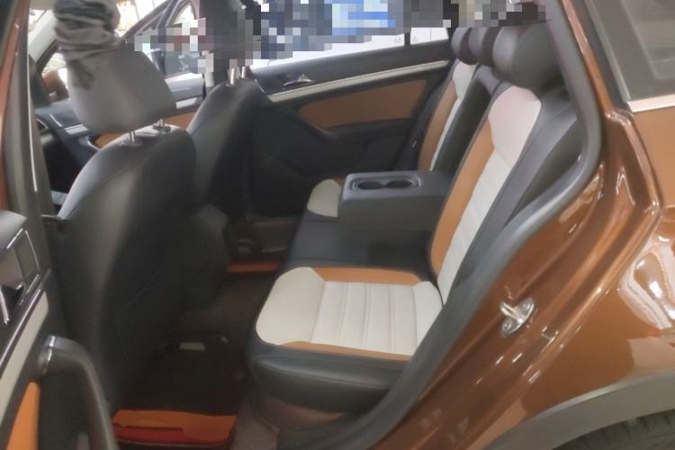 Used Volkswagen Cross Lavida 2016 230TSI DSG Luxury Edition Left Rear Seat