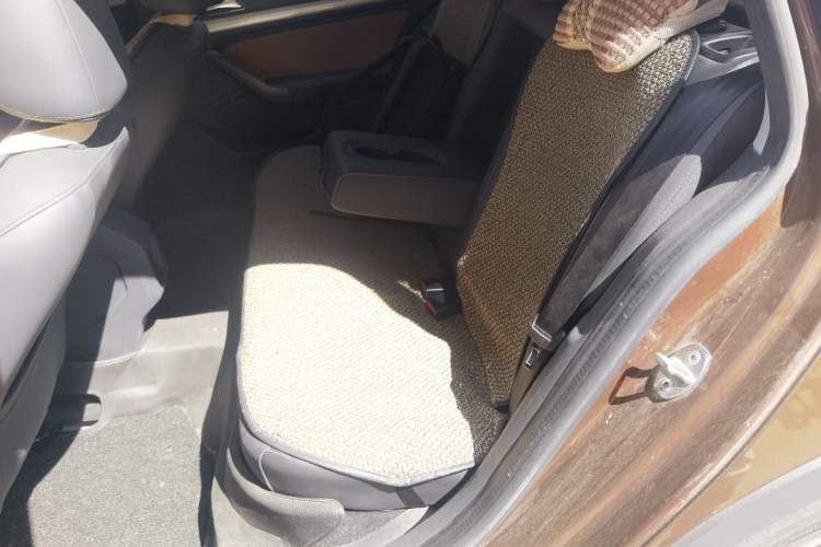 Used Volkswagen Cross Lavida 2016 230TSI DSG Luxury Edition Left Rear Seat