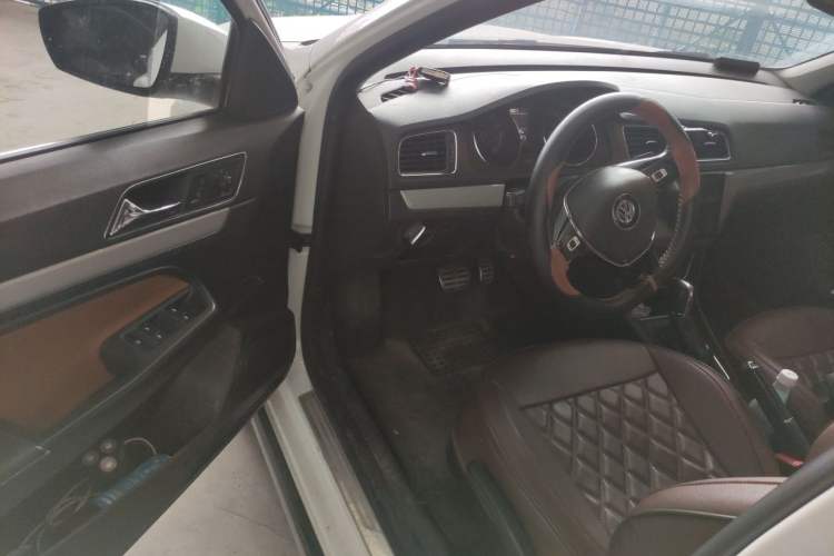 Used Volkswagen Cross Lavida 2016 230TSI DSG Comfort Edition Driver Seat