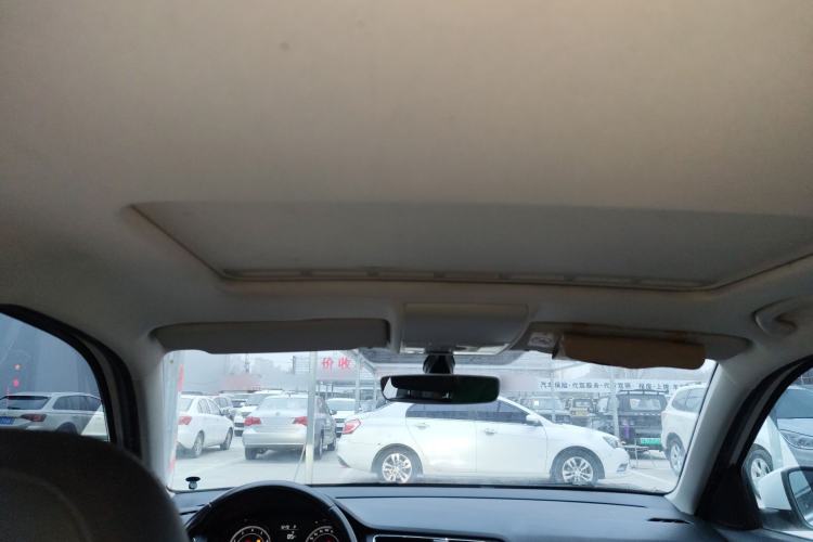 Used Volkswagen Cross Lavida 2016 230TSI DSG Luxury Edition Headliner