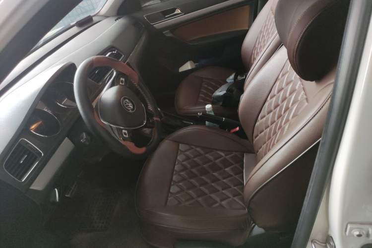Used Volkswagen Cross Lavida 2016 230TSI DSG Comfort Edition Left Front Seat