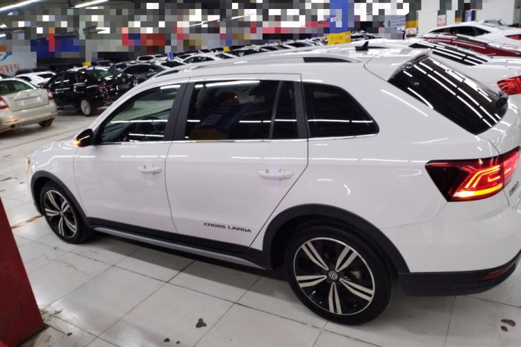 Used Volkswagen Cross Lavida 2016 1.6L Automatic Comfort Edition Left Side